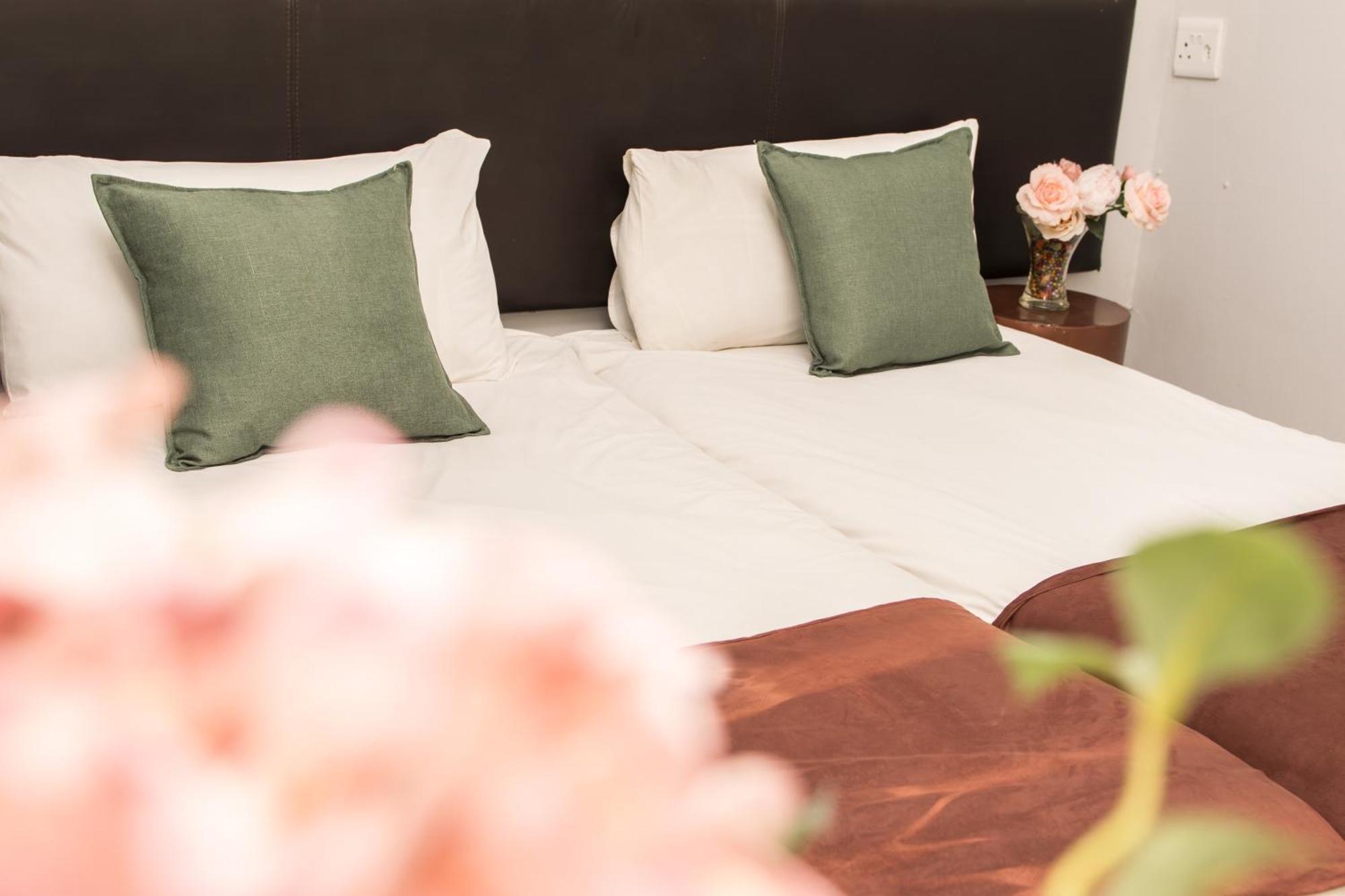 Mauya Guesthouse Kuils River Ngoại thất bức ảnh